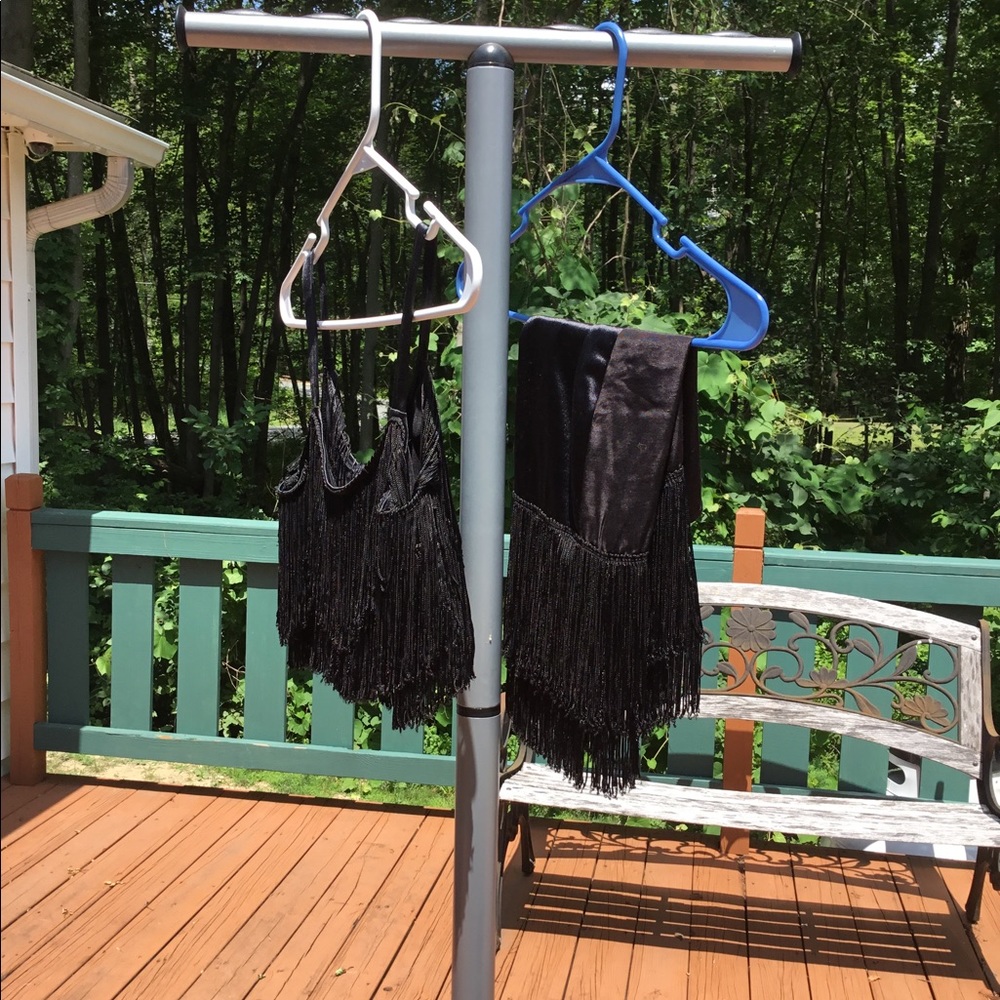 Short fringed top and fringed skirt.